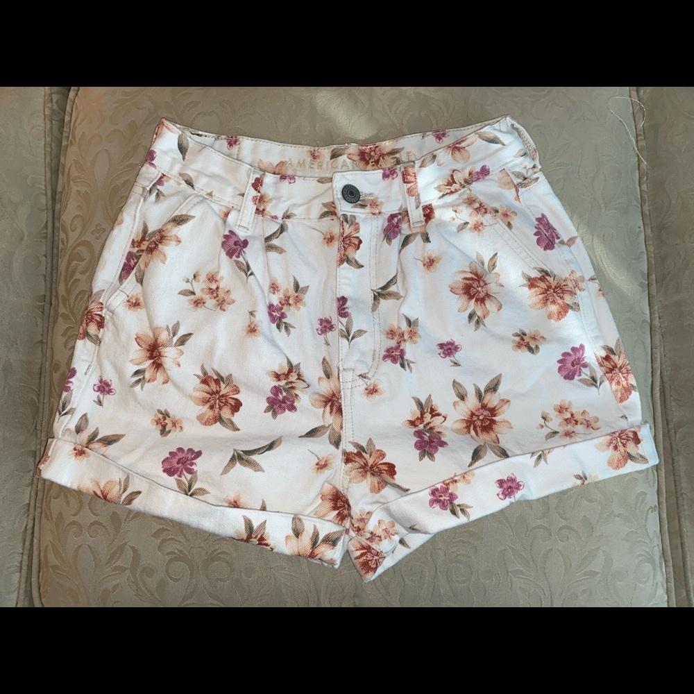AE MOM SHORTS